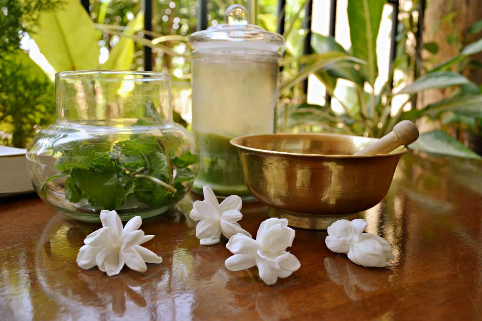 Thai Aromatherapy Massage for Stress and Better Sleep - Tara Massage